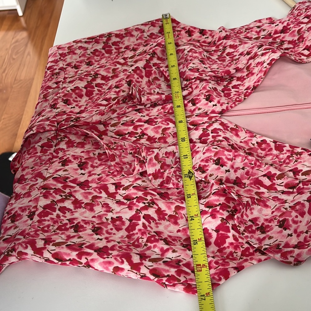BCBG Jessa Ruffle Pink Floral V Neck Mini Dress Size 4 - Picture 7 of 10